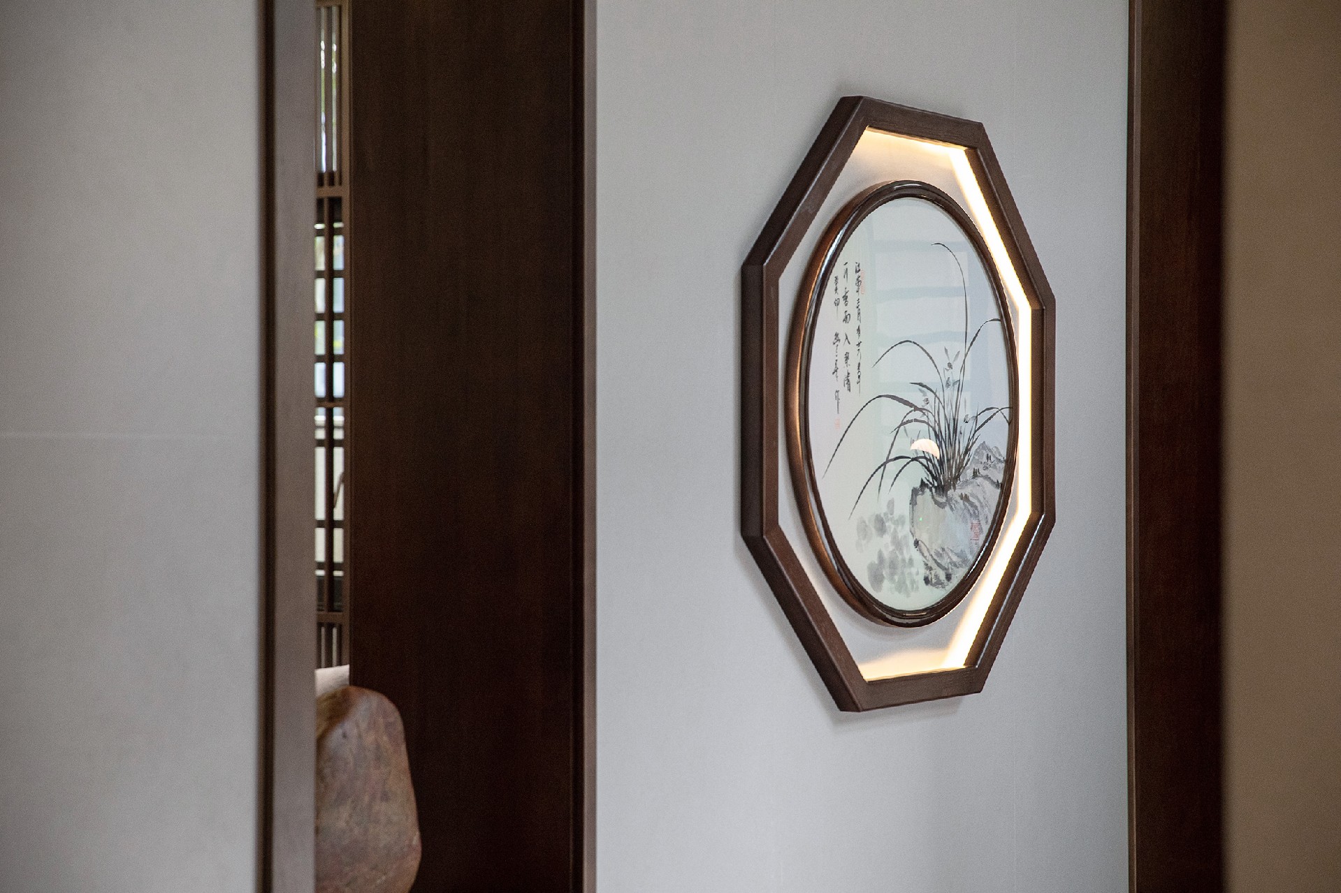 东家·设计案例|现代东方居所1 ：1交付，木与木的兼容呈现全屋定制的多样性