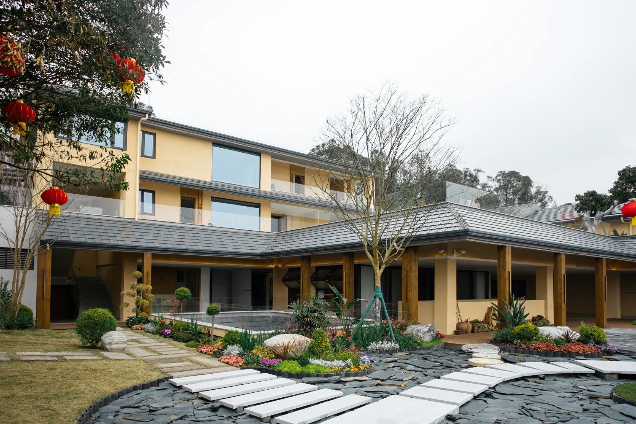 东家·设计案例|以「粮粟」诠释归园田居，原材料碰撞打造遁世民宿